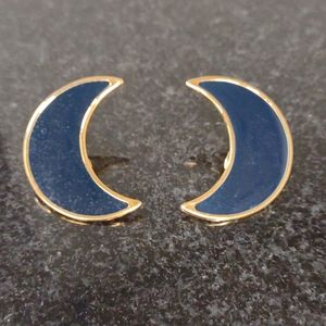 Vintage Estate Monet Moon Navy Blue Enamel Gold Tone Costume Fashion Earrings